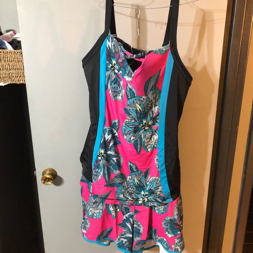 swim suit